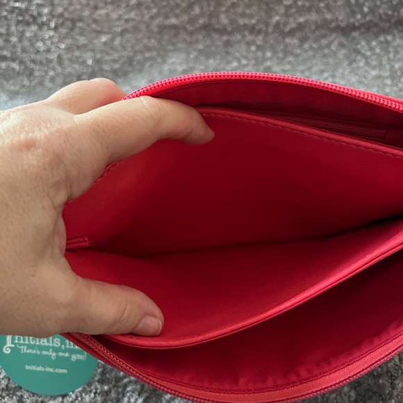 Solo Handbag in beautiful Coral color - Picture 5 of 5